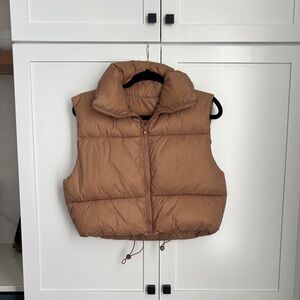 Cropped Puffer Vest
